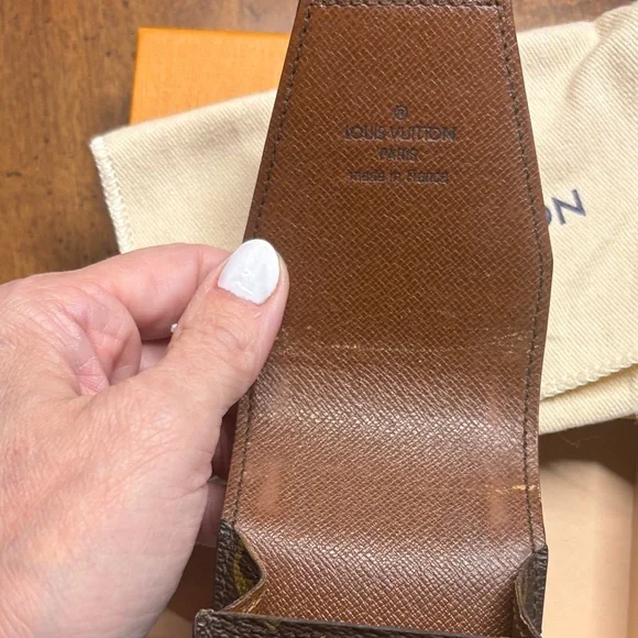 Louis Vuitton Brown Monogram Multi Purpose Case/Holder, Box & Dustbag - Picture 10 of 14